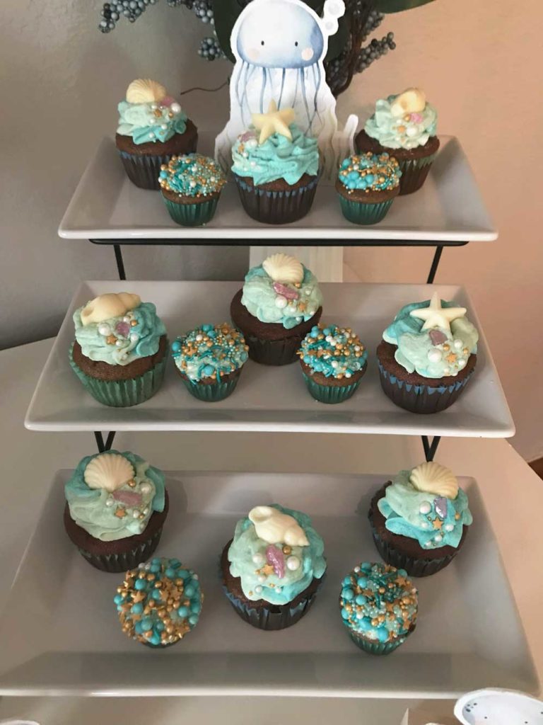 UNDER THE SEA THEMED CUPCAKES